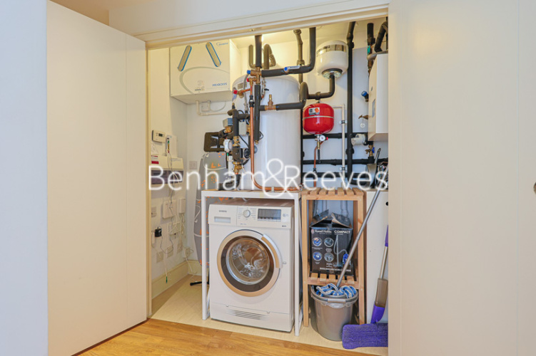1  bedroom flat to rent in Gillespie Court, Queensland Terrace, N7-image 10