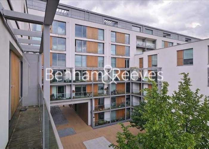 1 bedroom flat to rent in Highbury Stadium Square, Highbury, N5-image 5