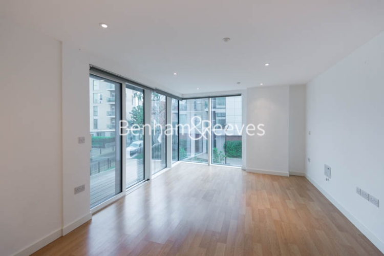 2  bedrooms flat to rent in Woodberry Grove, Highgate, N4-image 1