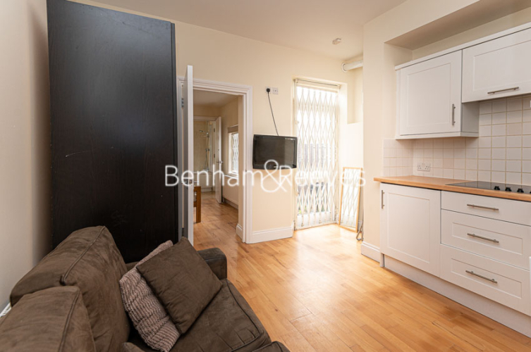 Studio flat to rent in Langdon Park Road, Highgate, N6-image 8