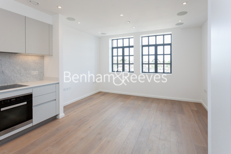 1  bedroom flat to rent in Highgate Road, Highgate, NW5-image 1