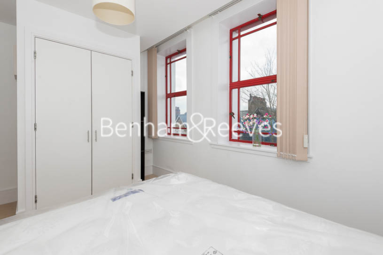 1  bedroom flat to rent in Highbury Stadium Square, Highbury, N5-image 5