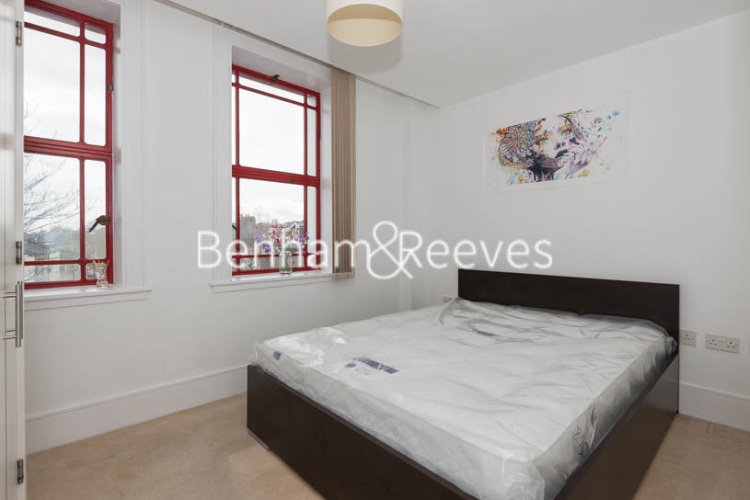 1  bedroom flat to rent in Highbury Stadium Square, Highbury, N5-image 6