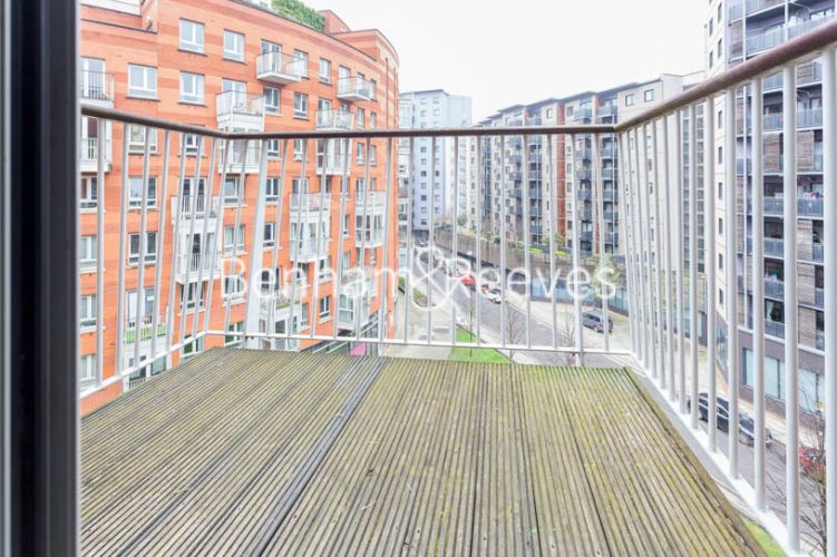 1  bedroom flat to rent in Garand Court, Eden Grove, N7-image 6