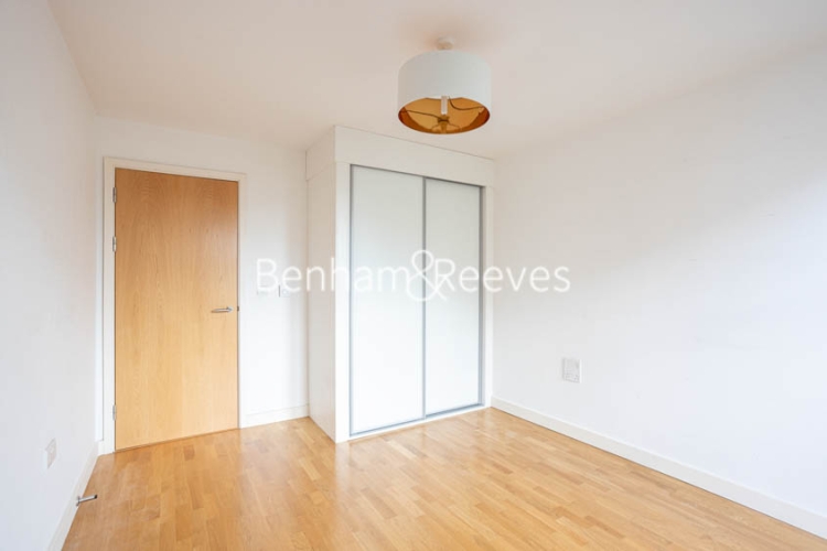 2  bedrooms flat to rent in Holloway Road, Islington, N7-image 3