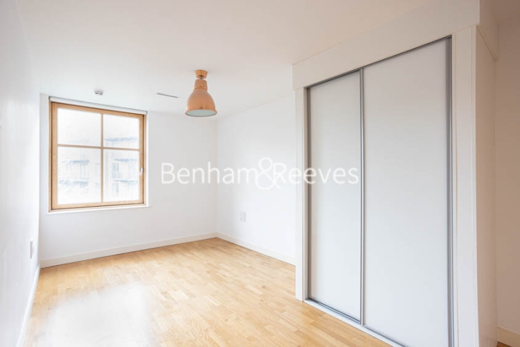 2 bedrooms flat to rent in Holloway Road, Islington, N7-image 10