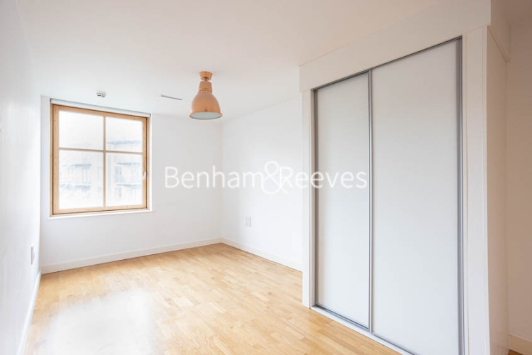 2  bedrooms flat to rent in Holloway Road, Islington, N7-image 10