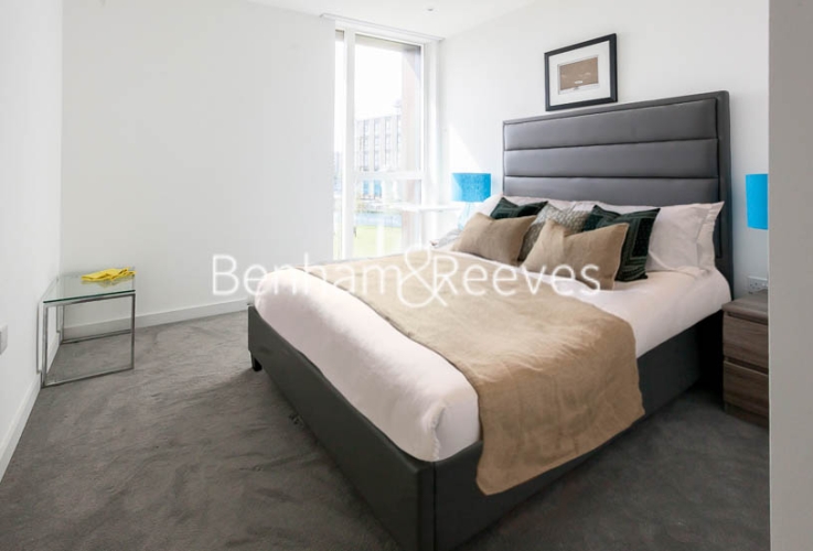 2 bedrooms flat to rent in Woodberry Park development, Highgate, N4-image 12