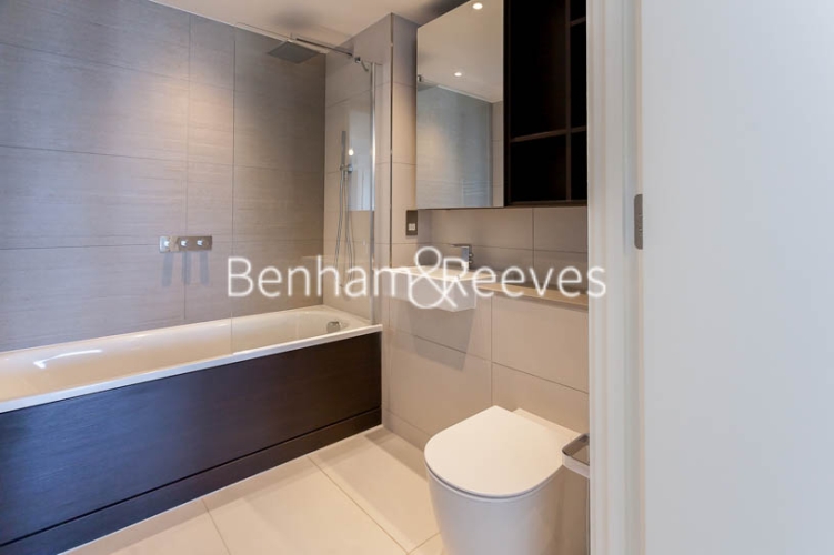 Studio flat to rent in Daneland Walk, Highgate, N17-image 4