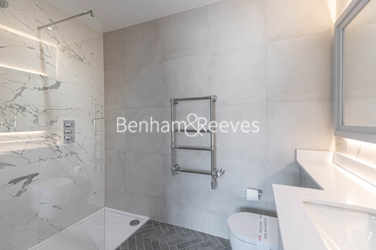 4 bedrooms flat to rent in Rookery Lane, Enfield, EN4-image 4