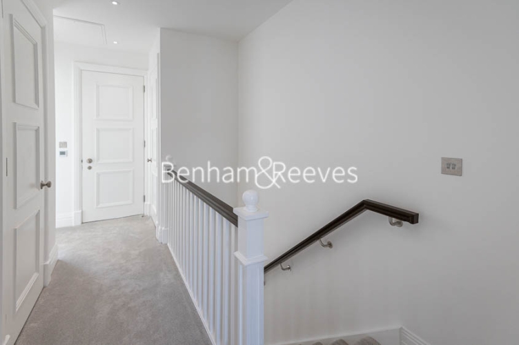 4  bedrooms flat to rent in Rookery Lane, Enfield, EN4-image 8