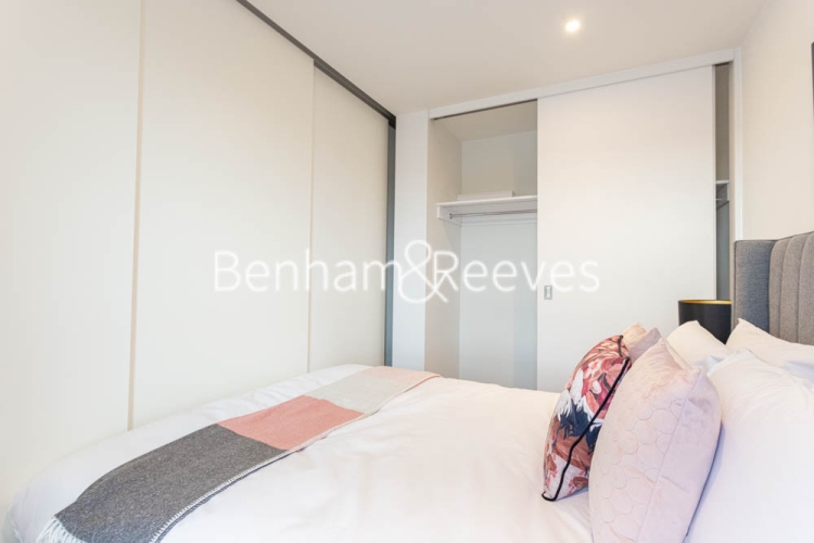 1 bedroom flat to rent in Mary Neuner Road, Highgate, N8-image 13