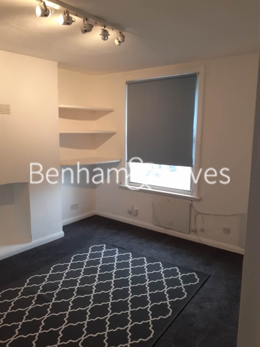 1  bedroom flat to rent in Highgate West Hill, Highgate, N6-image 3