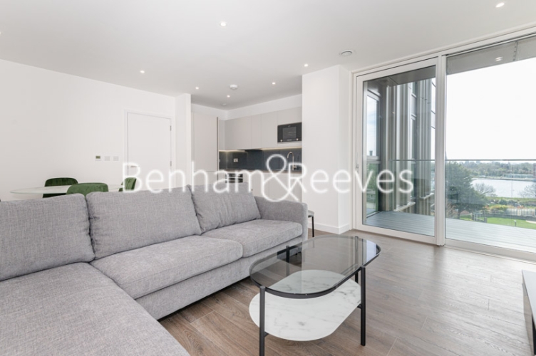 1 bedroom flat to rent in Coster Avenue, Highgate, N4-image 1