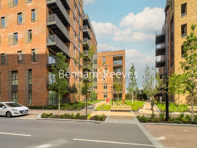 2  bedrooms flat to rent in Mary Neuner Road, Highgate, N8-image 6