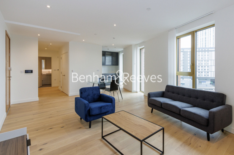 1  bedroom flat to rent in Ashley Road, Tottenham Hale, N17-image 1