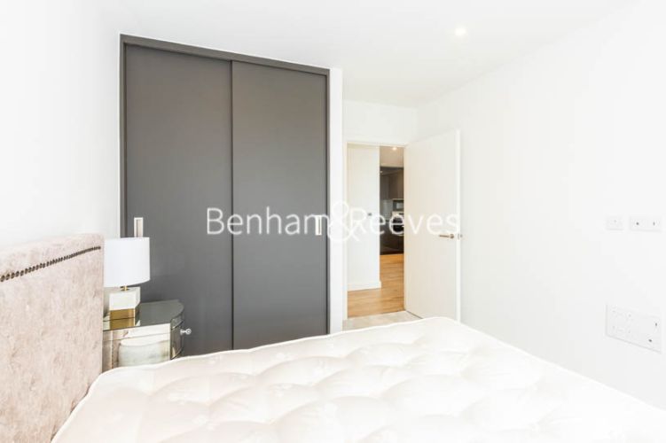 1 bedroom(s) flat to rent in Mary Neuner Road, Highgate, N8, London