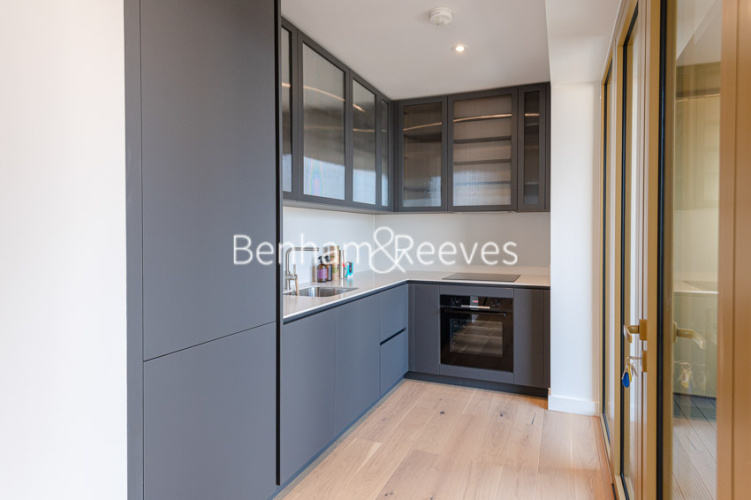 1  bedroom flat to rent in Ashley Road, Tottenham Hale, N17-image 2
