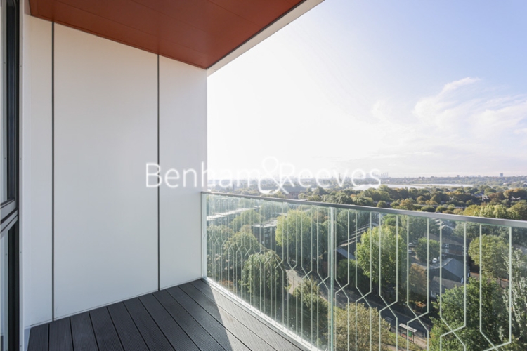1  bedroom flat to rent in Daneland Walk, Tottenham Hale, N17-image 5