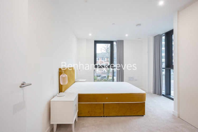 2  bedrooms flat to rent in Woodberry Down, Highgate, N4-image 3
