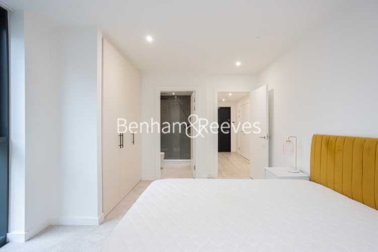 2  bedrooms flat to rent in Woodberry Down, Highgate, N4-image 8