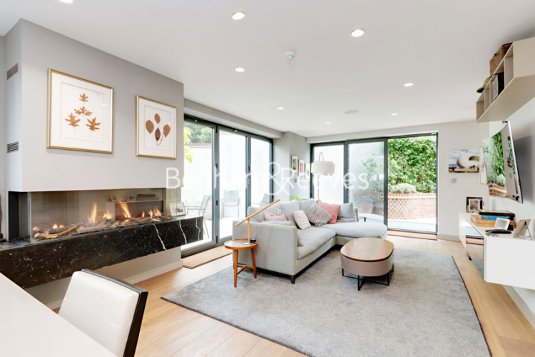 5  bedrooms flat to rent in Hornsey Lane Gardens, Highgate, N6-image 8