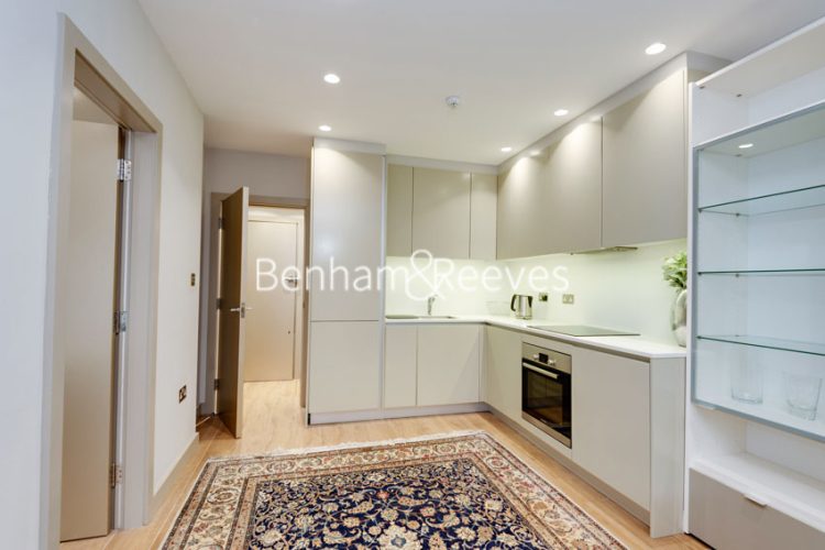 5  bedrooms flat to rent in Hornsey Lane Gardens, Highgate, N6-image 9