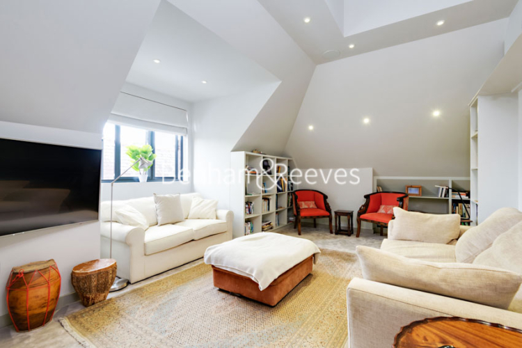 5  bedrooms flat to rent in Hornsey Lane Gardens, Highgate, N6-image 20