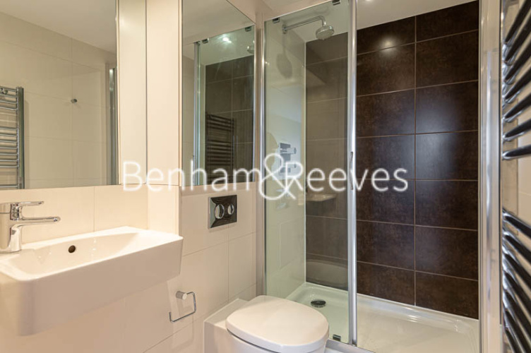 2  bedrooms flat to rent in Highbury Gardens, Holloway Road, N7-image 10