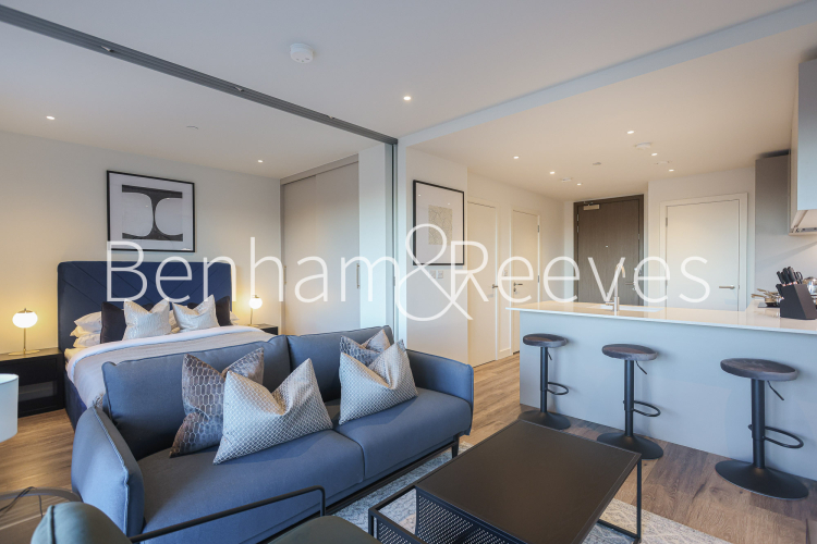 1 bedroom flat to rent in Brook Road, Highgate, N8-image 1