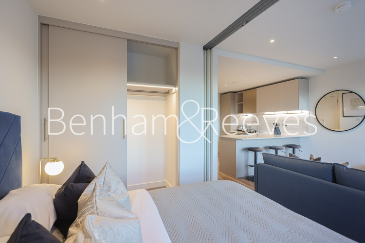 1  bedroom flat to rent in Brook Road, Highgate, N8-image 3