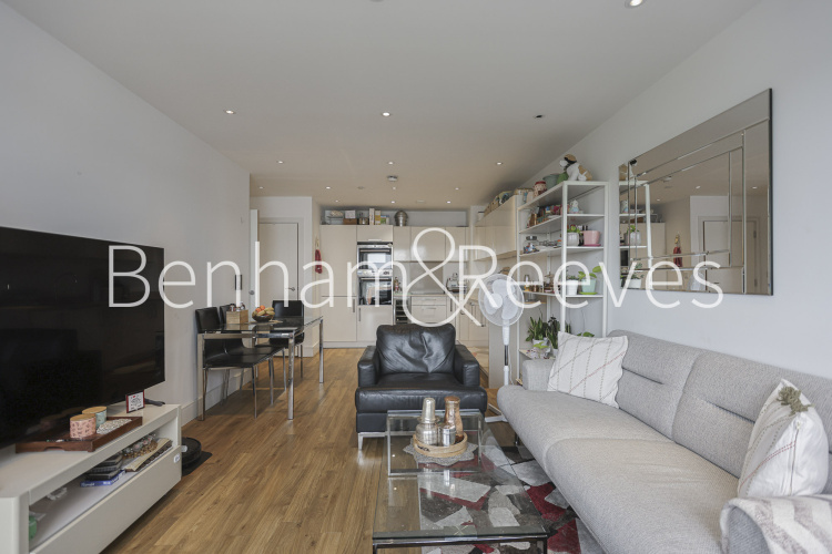 2  bedrooms flat to rent in Queensland Road, Highgate, N7-image 3