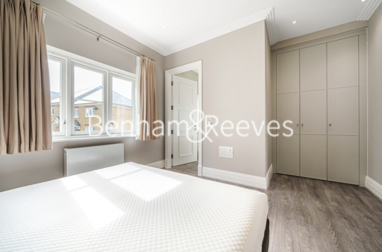 3  bedrooms house to rent in Trent Park, Enfield, EN4-image 10