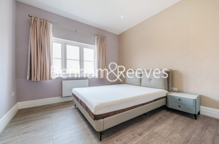3  bedrooms house to rent in Trent Park, Enfield, EN4-image 19