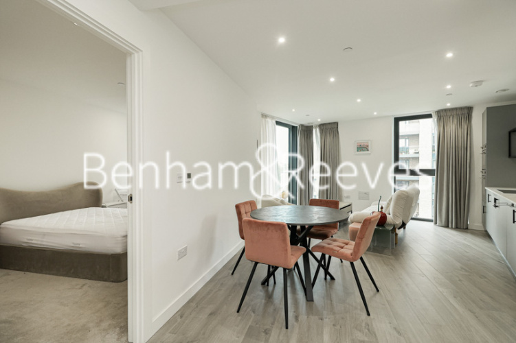 1  bedroom flat to rent in Coster Avenue, Woodberry Down, N4-image 13