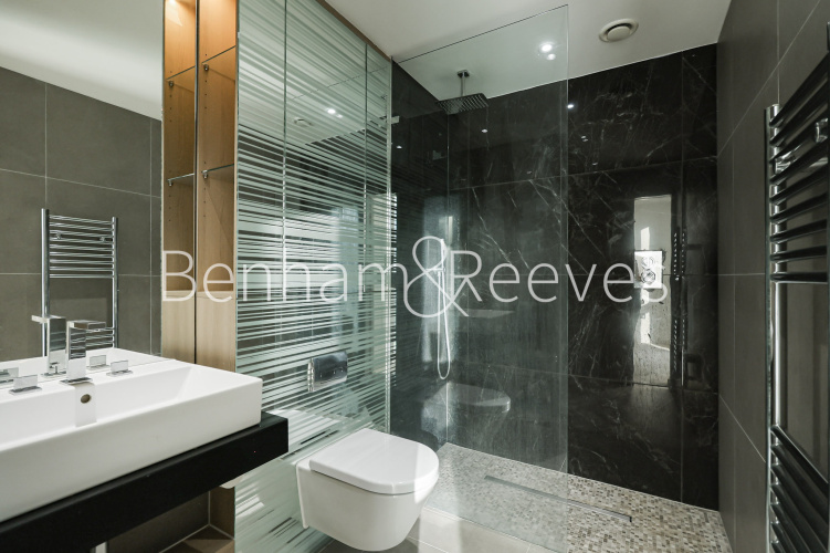 3  bedrooms flat to rent in Skyline Apartment, Devan Grove, N4-image 4
