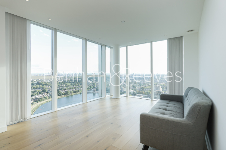 3  bedrooms flat to rent in Skyline Apartment, Devan Grove, N4-image 6