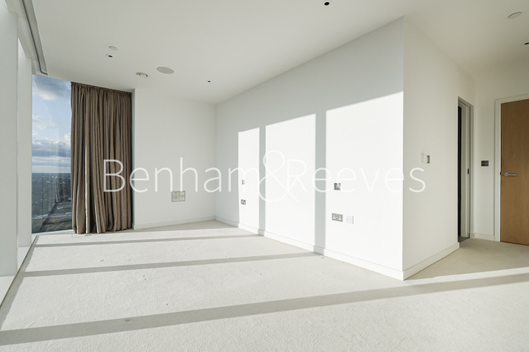3  bedrooms flat to rent in Skyline Apartment, Devan Grove, N4-image 16