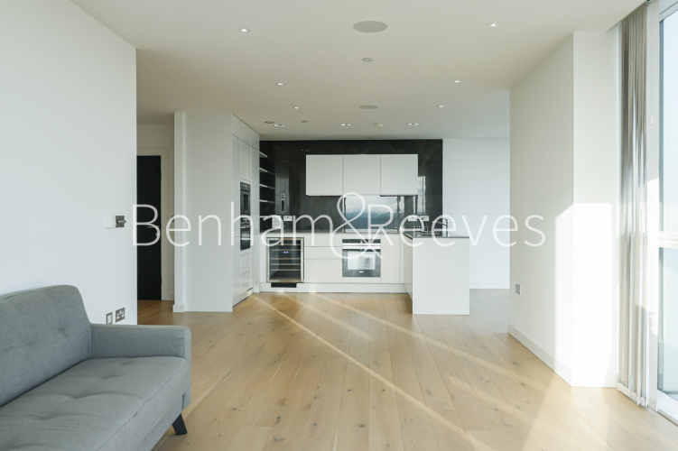 3  bedrooms flat to rent in Skyline Apartment, Devan Grove, N4-image 18