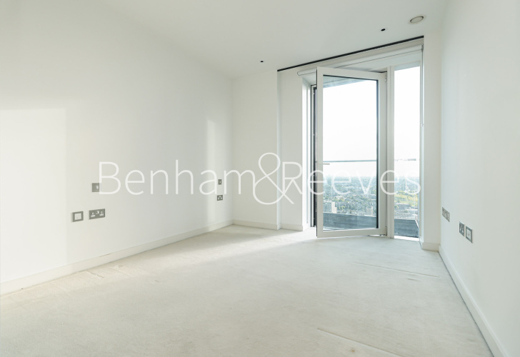 3  bedrooms flat to rent in Skyline Apartment, Devan Grove, N4-image 19