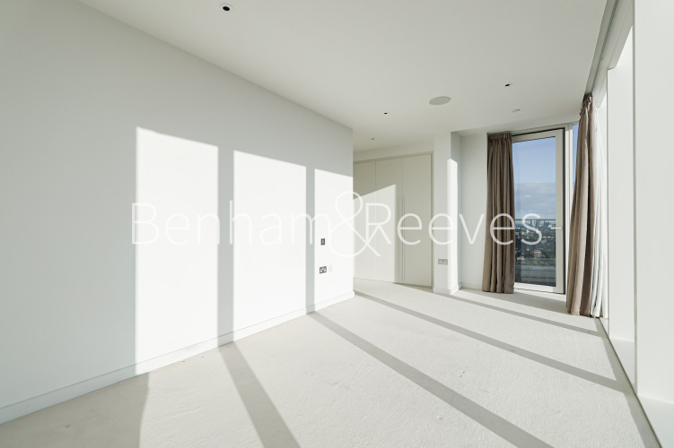 3  bedrooms flat to rent in Skyline Apartment, Devan Grove, N4-image 20