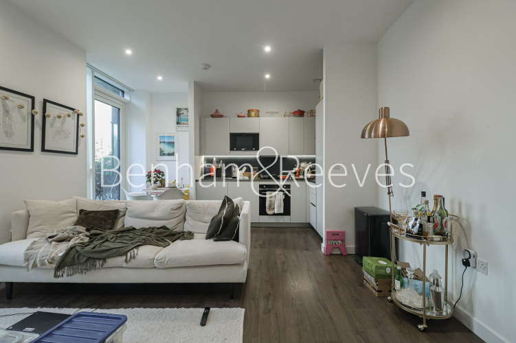 1  bedroom flat to rent in Hartingtons Court, Coster Avenue, N4-image 6