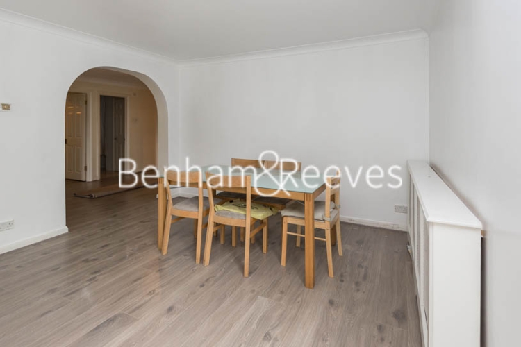 3  bedrooms flat to rent in Hornsey Lane, Highgate, N6-image 1