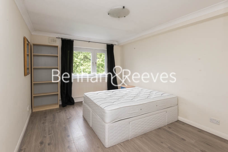 3 bedrooms flat to rent in Hornsey Lane, Highgate, N6-image 3