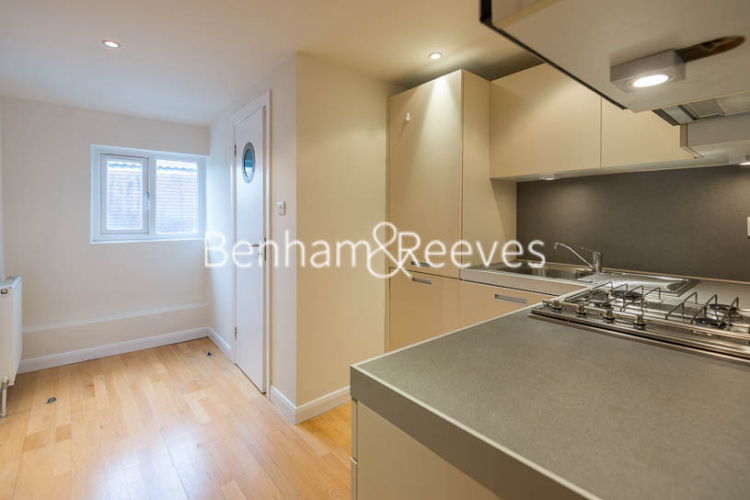 1  bedroom flat to rent in Highgate High Street, Highgate Village, N6-image 2