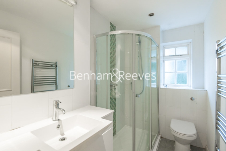 4  bedrooms house to rent in Oldfield Mews, Highgate, N6-image 4