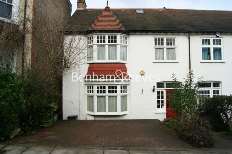 4  bedrooms house to rent in Priory Gardens, Highgate, N6-image 3