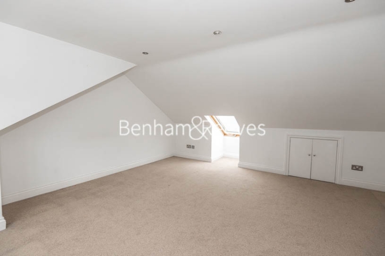 4 bedrooms house to rent in Claremont Road, Highgate, N6-image 19