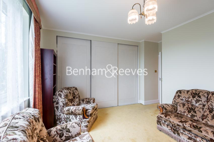 2 bedrooms flat to rent in Broadlands Lodge, Broadlands Road, N6-image 9