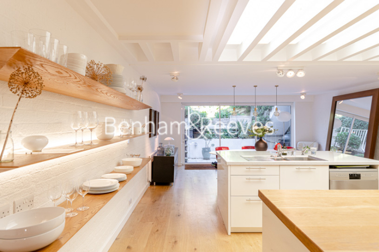 5  bedrooms house to rent in Millfield Lane, Highgate, N6-image 16